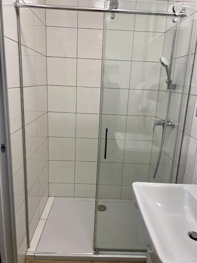Ajo - Contactless Check-in Privatunterkunft Wien